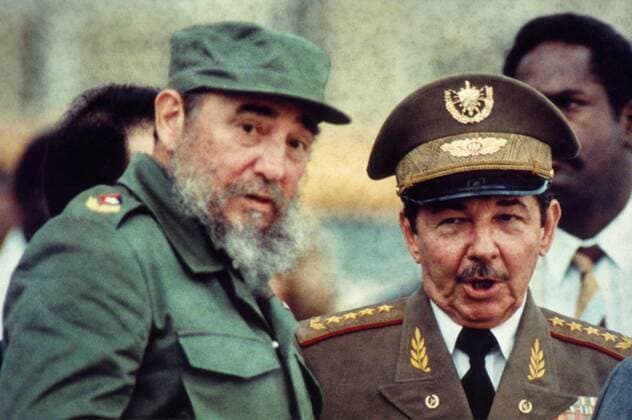 Präsident Fidel Castro (li.) und Verteidigungsminister Raul Castro (beide Kuba) -  (ark12211988701)