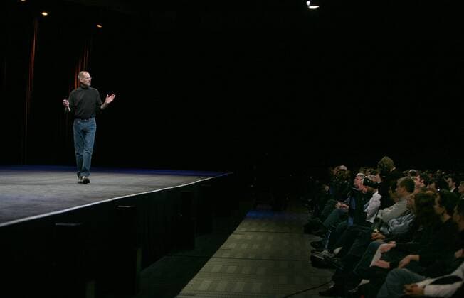 Steve Jobs (CEO Apple Computer Inc.) während einer Ansprache anlässlich der Computermesse Macworld in San Francisco -  SXP20080011516