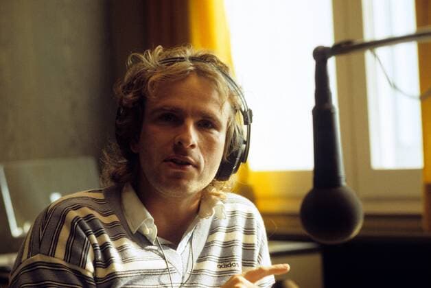 Moderator Thomas Gottschalk im Hörfunkstudio