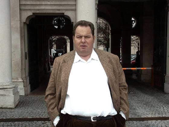 Schauspieler Ottfried Fischer anlässlich der Dreharbeiten zur Serie - Der Bulle von Tölz - in Salzburg
