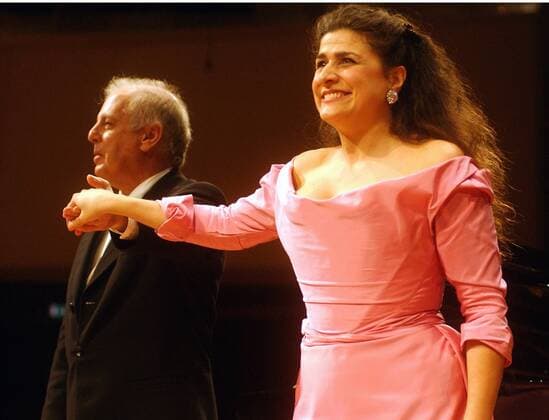 Sopranistin Cecilia Bartoli und Dirigent Daniel Barenboim anlässlich eines Konzertes in Berlin
