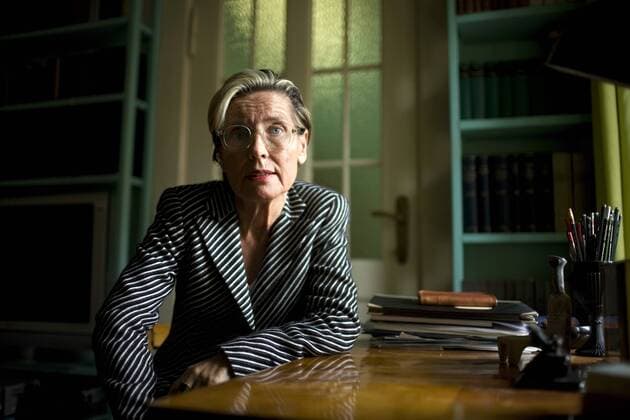 Literaturwissenschaftlerin Silvia Bovenschen in ihrer Wohnung in Berlin