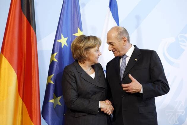 Bundeskanzlerin Angela Merkel (Deutschland CDU) und Premierminister Ehud Olmert (Israel) anlässlich eines Treffens in Berlin