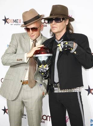 Sänger Jan Delay (li.) und Udo Lindenberg (Preisträger Platin Comet) anlässlich der Verleihung des - Viva Comet 2008 - in Oberhausen