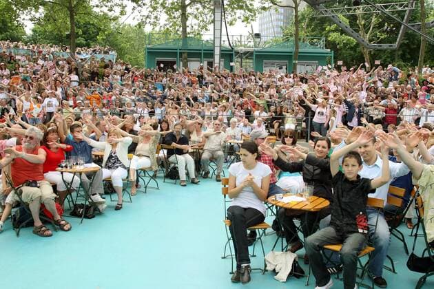Publikum im ZDF-Fernsehgarten in Mainz