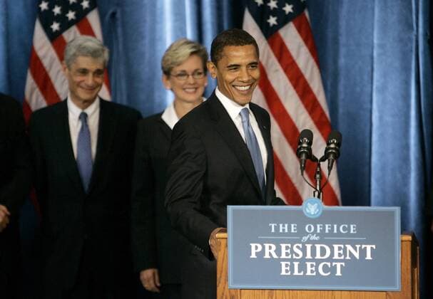 Barack Obama (USA Demokraten) während der ersten Pressekonferenz nach der Präsidentschaftswahl in Chicago -  - CHI2008110703