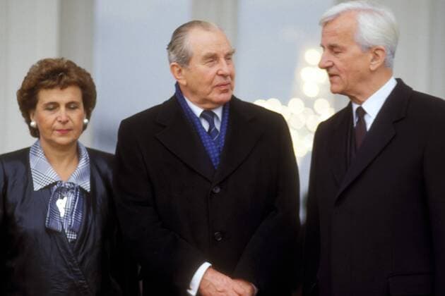 Präsident Chaim Herzog (Mitte, Israel) mit Ehefrau Ora und Präsident Richard von Weizsäcker (Deutschland CDU) in Bonn