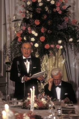 Präsident Chaim Herzog (li., Israel) und Präsident Richard von Weizsäcker (Deutschland CDU) während eines Dinners in der Augustusburg in Brühl