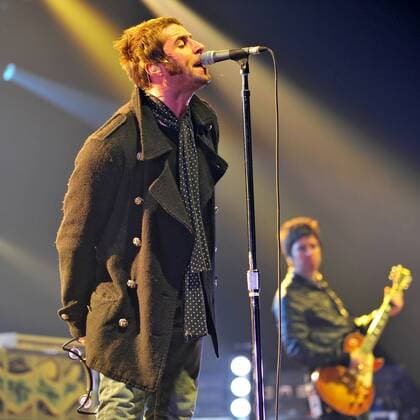 Sänger Liam Gallagher (Oasis) während eines Konzertes in Dresden
