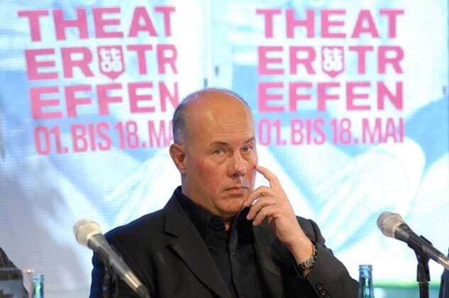 Jürgen Berger (Jury Theatertreffen) während einer Pressekonferenz zum Theatertreffen 2009 in Berlin