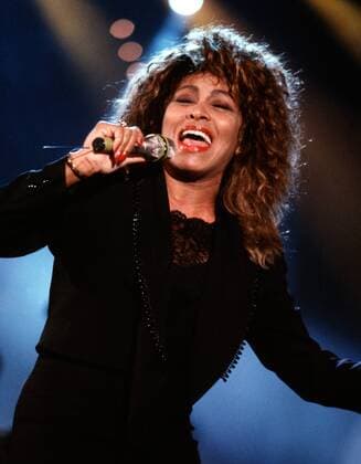 Sängerin Tina Turner während eines Auftritts in der TV-Sendung - Die 80er Jahre - in Frankfurt