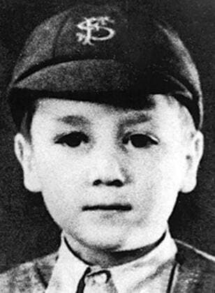 John Lennon als Kind in Liverpool - 
