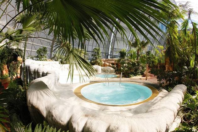 Thermalgebiet Waiotapu im Tropical Island Resort in Brand
