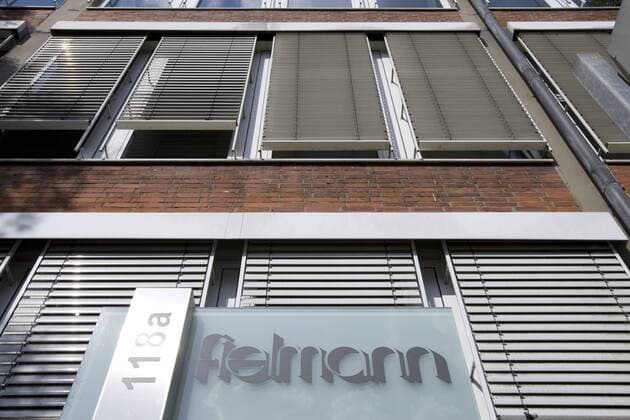 Unternehmenssitz der - Fielmann AG - in Hamburg