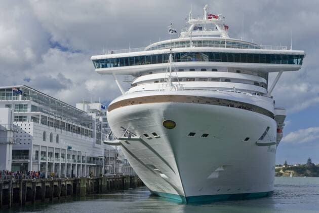  Kreuzfahrtschiff Diamond Princess im Hafen von Auckland, Nordinsel, Neuseeland iblndk01229622