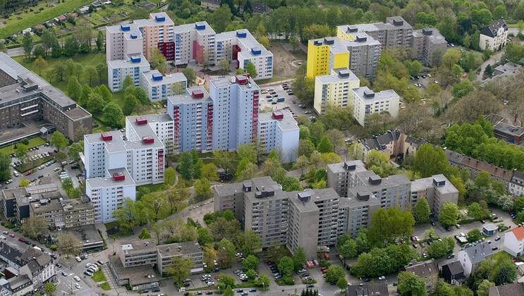 DEU, Deutschland, Ruhrgebiet, Clarenberg-Hochhaussiedlung Hörde
