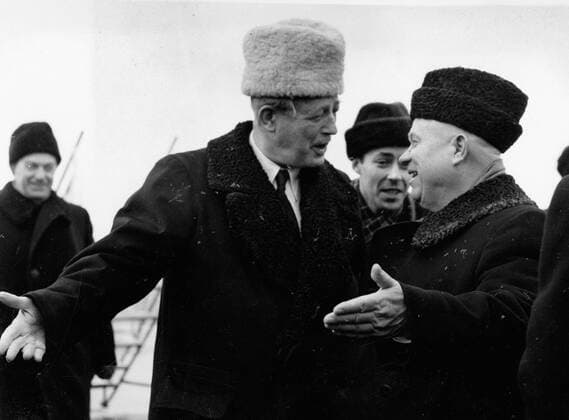 Feb 23, 1959; Moscow, Russia; Russian Prime Minister NIKITA Chruschtschow and British Prime Minister HAROLD MACMILIAN after arrival in Moscow. Moscow Russia  - ZUMAk09