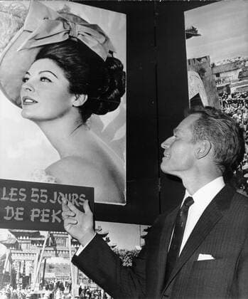 Apr 04, 1963; Paris, France; Actor CHARLTON HESTON known for his religious roles in Ben-Hur and The Ten Commandments , stars with AVA GARDNER and David Niven in 55 Days at Peking . Paris France  - ZUMAk09