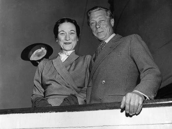 May 27, 1950; Southampton, UK; Duke of Windsor (formerly EDWARD VIII) and his wife Dutchess of Windsor (WALLIS SIMPSON) on the ocean liner QUEEN MARY . Edward VIII had met and fallen in love with a married American woman, Mrs Wallis Simpson. Concern about Edward s private life grew in the Cabinet, opposition parties and the Dominions, when Mrs Simpson obtained a divorce in 1936 and it was clear that Edward was determined to marry her. Eventually Edward realised he had to choose between the Crown and Mrs Simpson who, as a twice-divorced woman, would not have been acceptable as Queen. In 1937, Edward was created Duke of Windsor and married Wallis Simpson in a ceremony in France. Edward VIII is the only British monarch to have voluntarily relinquished the throne. Southampton UK  - ZUMAk09