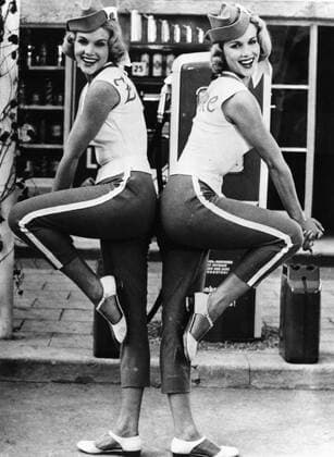 Aug 02, 1965 - London, England, United Kingdom - ALICE KESSLER and ELLEN KESSLER  - ZUMAk09