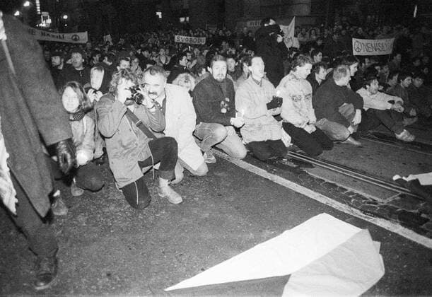 Velvet Revolution. Demonstrators sit on the ground in front of a police cordon at Narodni trida in Prague, Czechoslovakia on November 17, 1989. The events of November 1989 started by brutal supression of student demonstration and led to government fall and the end of Communist regime in Czechoslovakia. (CTKxPhoto PavelxHroch) 