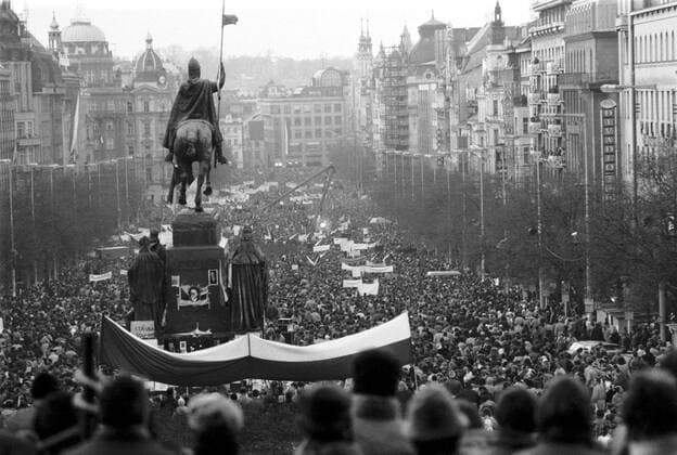 Prague - Czechoslovakia during Velvet Revolution, November 23rd 1989. For the fourth day in row demonstrators meet at Wenceslas Square to protest the brutal police crack down on peaceful demonstrators which occured on November 17th. 