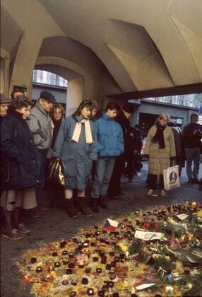 Prague, Czechoslovakia, Velvet Revolution, November 1989, on November 20th 1989 university students entered a strike lasting one week in protest of the brutal police crack down on peaceful demontrators three days before. Students and citizens lay flowers and lite candles at the very spot the attack occured. 