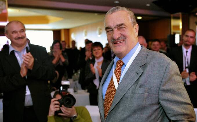 Senator Karel Schwarzenberg, a former foreign minister and head of former president Vaclav Havel s office, reacts to the results of the party chairman election at the constituent congress of the new Czech center-right party TOP 09 in Prague, Saturday, Nov. 28, 2009. TOP 09 presents itself as a pro-European right-wing alternative to the established parliamentary parties. Karel Schwarzenberg was elected the party chairman by 163 of 164 votes. (CTKxPhoto MichalxDolezal)  dol 013 !