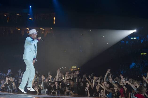 Der deutsche Sänger Jan Delay live bei Energy Stars For Free im Hallenstadion Oerlikon, Zürich, Schweiz iblguo01363776