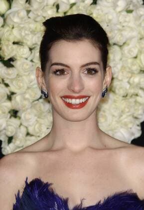 Anne Hathaway VALENTINE S DAY FILM PREMIERE Hollywood  Patrick Rideaux PicturePerfect
