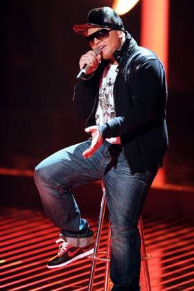 DSDS 2010. DSDS - Kandidat Menowin Fröhlich. DSDS - Kandidat Menowin Fröhlich (Arbeitssuchender aus Darmstadt) während der Generalprobe zur 1. Liveshow - Jetzt oder Nie - der 7. Staffel der RTL Casting-Show Deutschland sucht den Superstar am 13.02. 2010 in Köln.