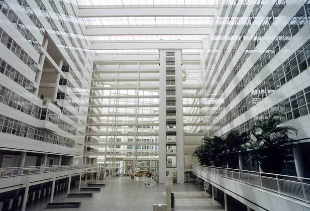Architektur von Richard Meier Neues Rathaus, Architekt Richard Meier, Den Haag, Südholland, Niederlande, Europa iblkas01442029