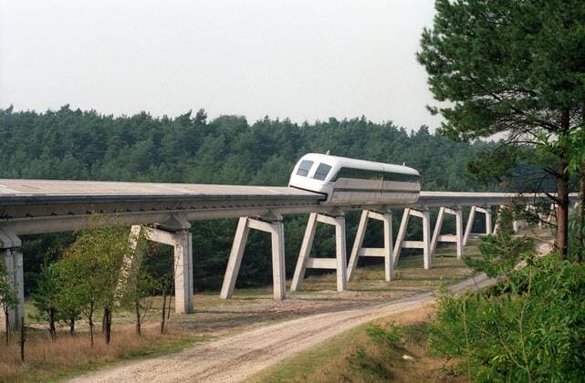 Magnetschwebebahn - Transrapid - auf der Transrapid-Versuchsanlage Emsland bei Lathen