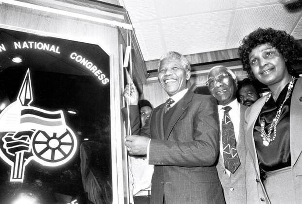 August 1990. South Africa. The launch of the ANC office in Port Elizabeth with Nelson Mandela, Govan Mbeki and Winnie Madikizela Mandela. Gallo000034622