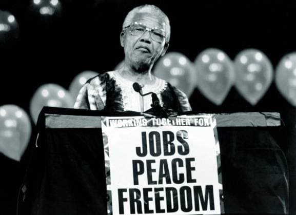 IMAGO History, Ende der Apartheid in Südafrika: 1990-1994 31 January 1994. Mr. Nelson Mandela delivers a speech at the launch of the ANC campaign at NASREC outside Johannesburg. Gallo000065473