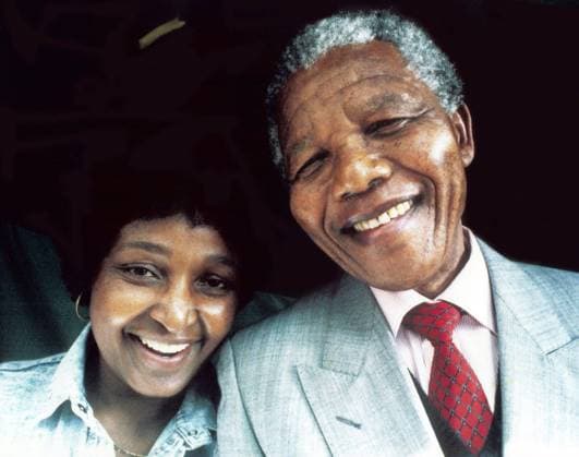 IMAGO History, Ende der Apartheid in Südafrika: 1990-1994 SOUTH AFRICA - Date Unknown: Former President Nelson Mandela and his wife, Winnie Madikizela Mandela. ( Gallo104194