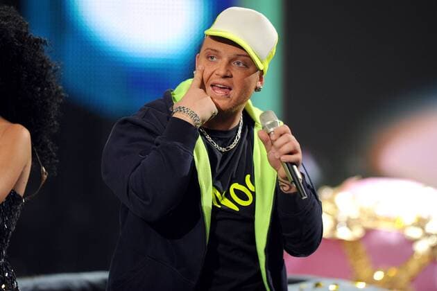 DSDS - Kandidat Menowin Fröhlich während der Generalprobe zur 7. Motto-Show Alt vs. Neu der 7. Staffel der RTL Casting-Show Deutschland sucht den Superstar am 03.04. 2010 in Köln.