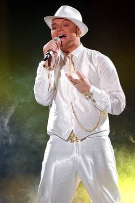 DSDS - Kandidat Menowin Fröhlich während der Generalprobe zur FINALSHOW der 7. Staffel der RTL Casting-Show Deutschland sucht den Superstar am 17.04. 2010 in Köln.