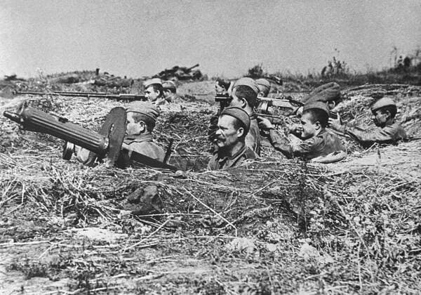 Battle of Kursk. The largest tank battle of the Second World War took place in Prokhorovka. Reproduction.  TASS_1023937