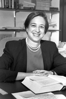 Solicitor General Elena Kagan is seen at the University of Chicago Law School where she was an assistant professor in 1991. On May 10, 2010, U.S. President Barack Obama nominated Kagan to the U.S. Supreme Court to replace retiring Justice John Paul Stevens.  WAX20100512715
