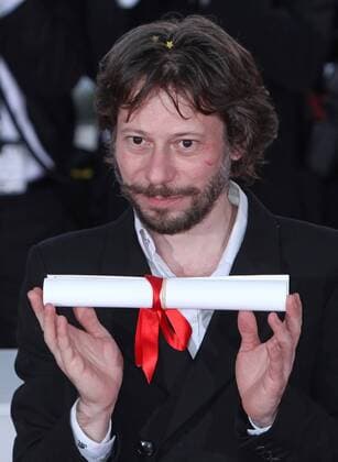 Mathieu Amalric (Beste Regie) arrives at the awards photocall after winning the Best Director prize for the film Tournee (On Tour) at the 63rd annual Cannes International Film Festival in Cannes, France on May 23, 2010.  CAN20100523777