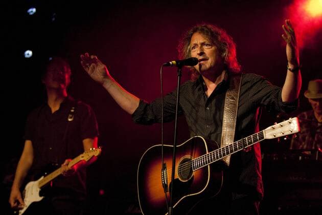 Sänger und Frontmann Wolfgang Niedecken der deutschen Kultband BAP live in der Schüür, Luzern, Schweiz iblguo01560341