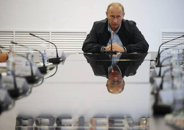 ITAR-TASS 97: ROSTOV-ON-DON, RUSSIA. JULY 6, 2009. Prime Minister Vladimir Putin holds a conference while visiting Russian harvester manufacturer Rostselmash. 