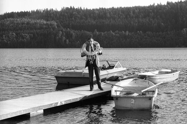 Umweltminister Klaus Töpfer (Deutschland CDU) besucht den Bergsee Ratscher bei Schleusingen