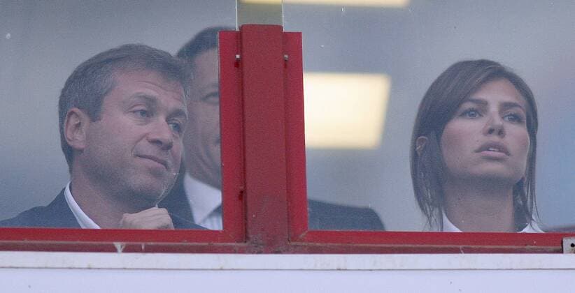 ITAR-TASS 81: MOSCOW, RUSSIA. AUGUST 1. The Chelsea FC owner Roman Abramovich and his girlfriend Daria Zhukova watch a Russian Railways Cup game Lokomotiv (Russia) vs. Chelsea (Great Britain).  630123