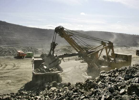 ITAR-TASS 60: KRASNOYARSK TERRITORY, RUSSIA. JULY 17. Mining sulfide ore for Polyus Gold s (Polyus Zoloto) third gold recovery plant (Mill-3) at Olimpiada gold mine, Krasnoyarsk Territory.  493816