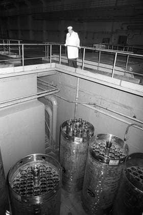Klaus-Dieter Feige (Deutschland Bündnis90 Die Grünen) besichtigt das Atomkraftwerk Kosloduj in Bulgarien