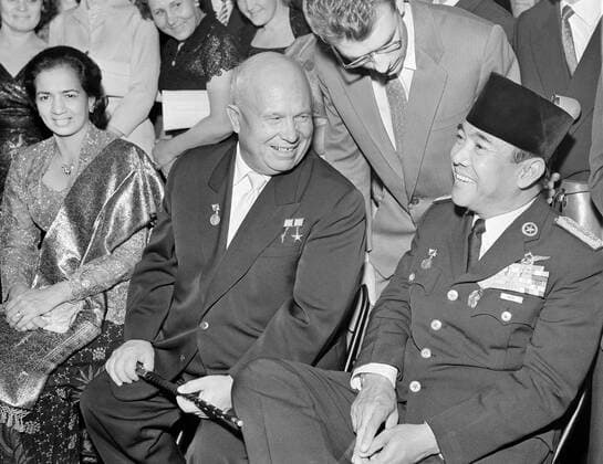 Moscow. President of the Council of Ministers of the Soviet Union Nikita Khrushchev (C) meets Prime Minister of Indonesia Doctor Achmed Sukarno.  301048