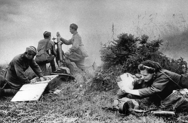 Great Patriotic War - Kursk. A mortar detachment. Reproduction.  997835
