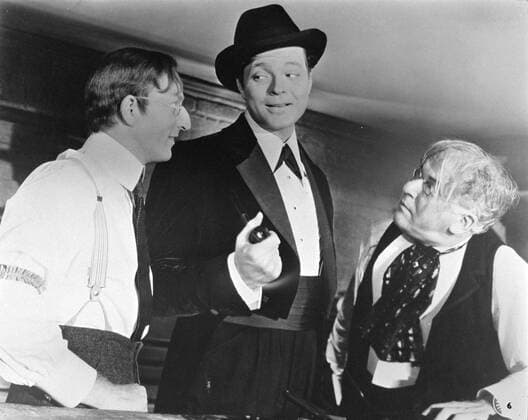 KPA51719.jpg CITIZEN KANE Citizen Kane USA 1940 Orson Welles EVERETT SLOANE (Bernstein), ORSON WELLES (Charles Foster Kane), ERSKINE RUTHERFORD (Carter), in einer Filmszene aus Citizen Kane , 1940. B68088 UnitedArchives51719